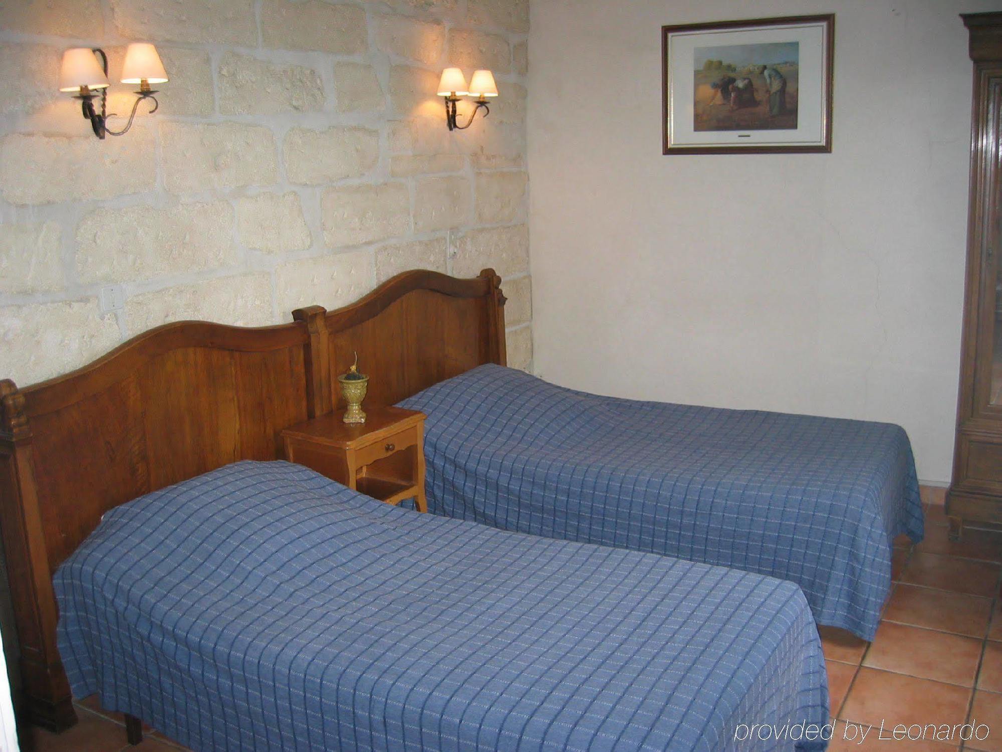 Au Saint Roch - Hôtel et Jardin Avignon Buitenkant foto