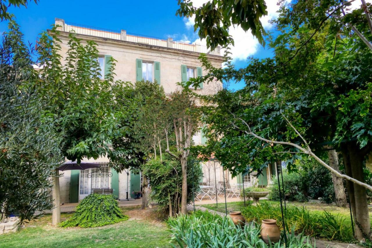 Au Saint Roch - Hôtel et Jardin Avignon Buitenkant foto