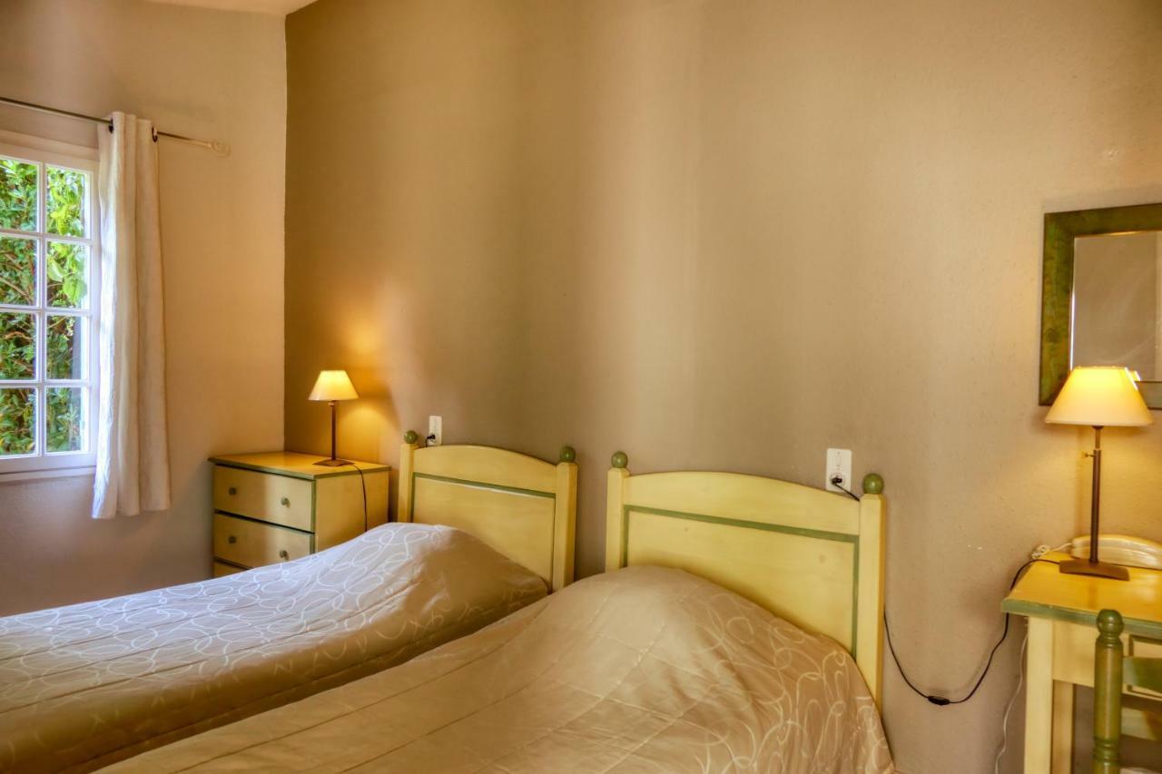 Au Saint Roch - Hôtel et Jardin Avignon Buitenkant foto